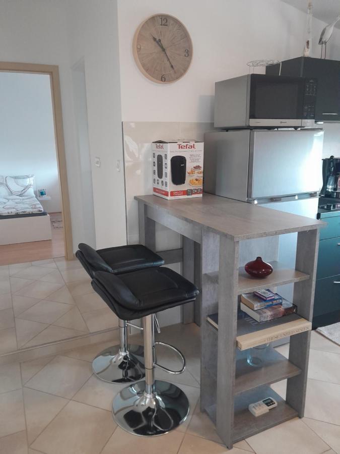 Caliente Apartments Vir B Ngoại thất bức ảnh