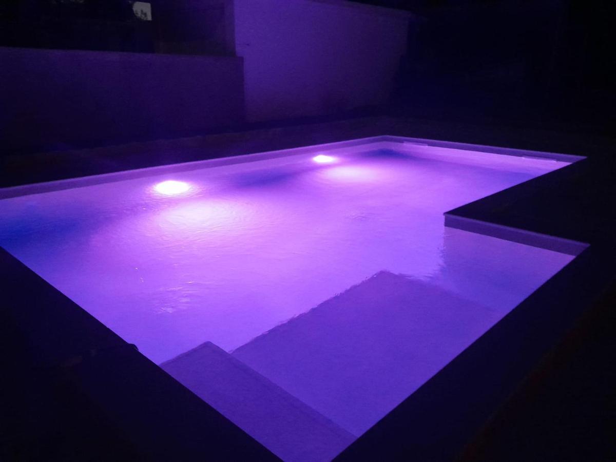 Caliente Apartments Vir B Ngoại thất bức ảnh
