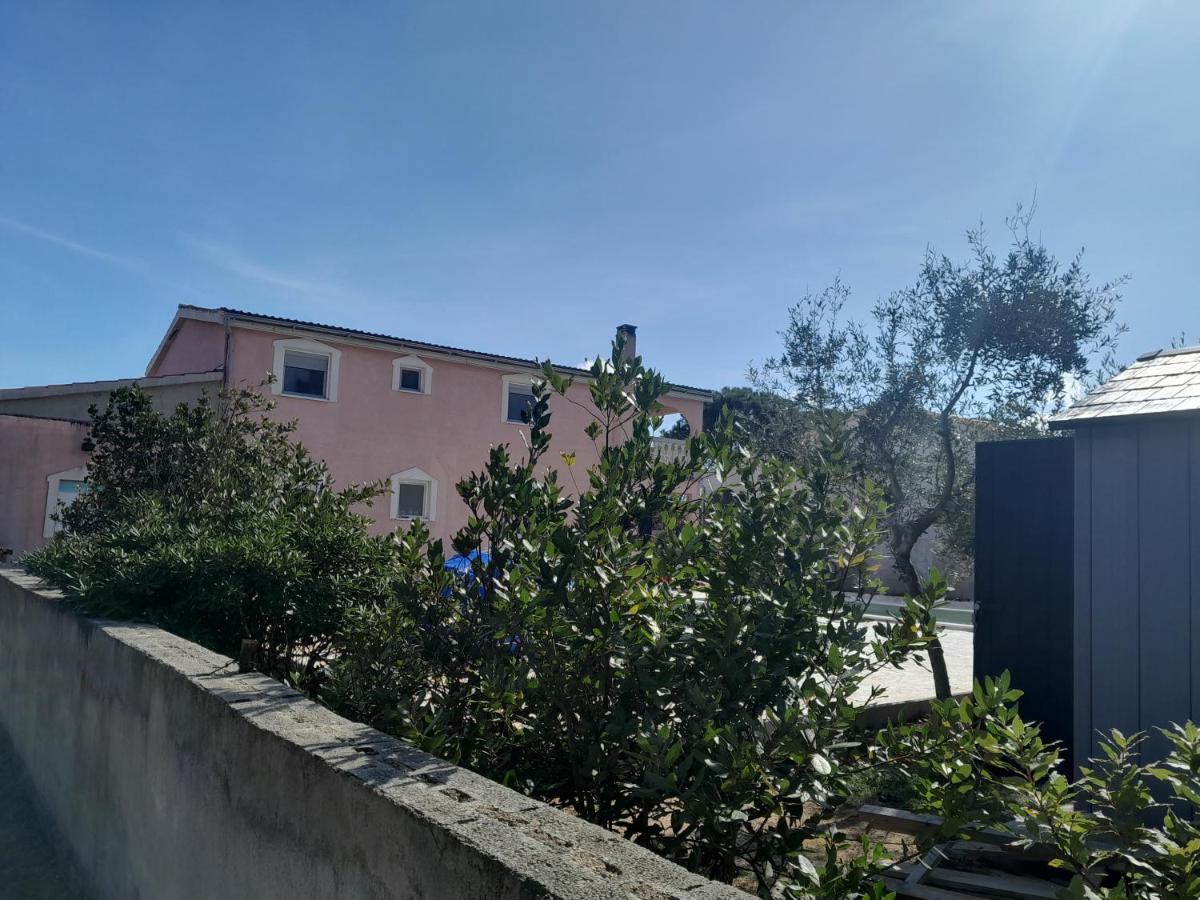 Caliente Apartments Vir B Ngoại thất bức ảnh